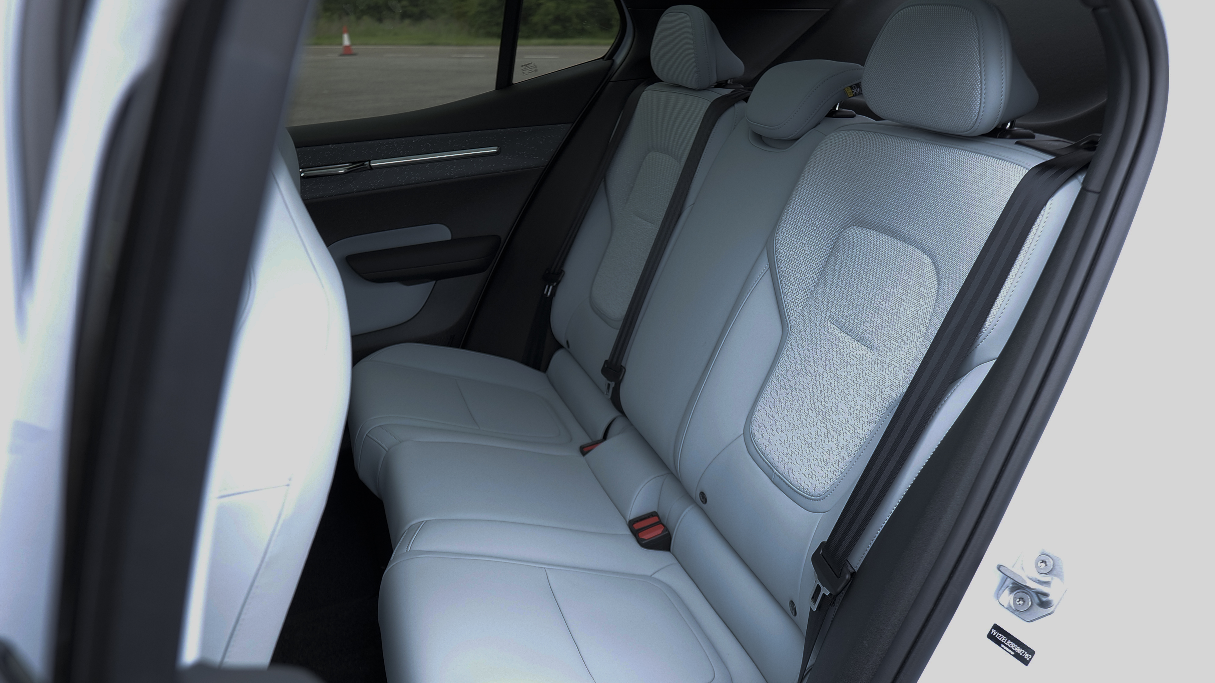 VOLVO EX30 ESTATE 200kW P5 Long Range Plus 69kWh 5dr Auto